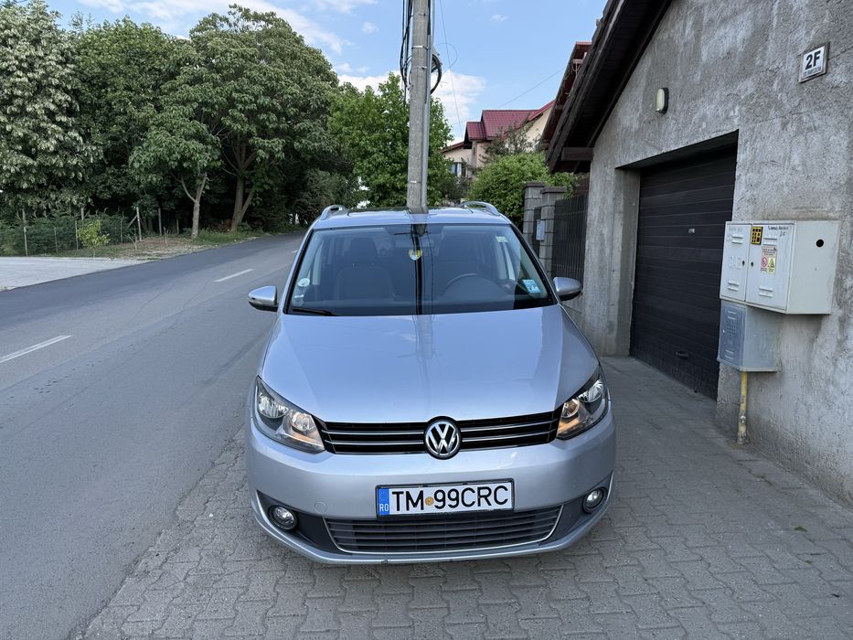 VOLKSWAGEN Touran 2011 — imagine 2