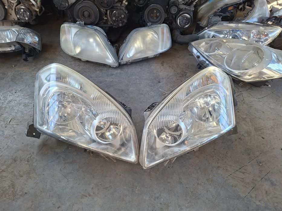 Faruri nissan quashqai 2006-2010
