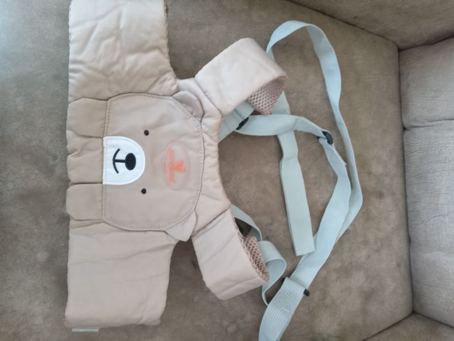 Кенгуро,слинг,подложка-несесер ,колани за прохождане, зимни шапки