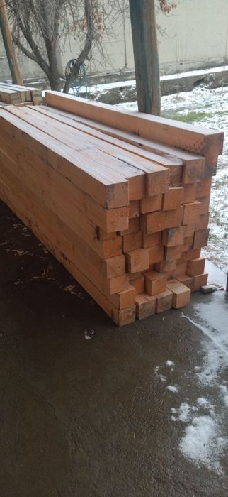 Taxta strapila sotiladi