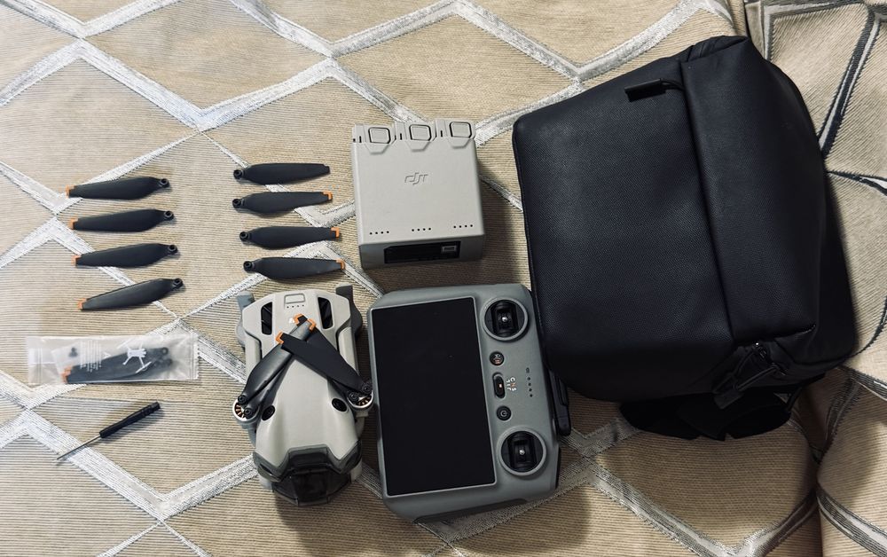 Дрон DJI MINI 4 pro