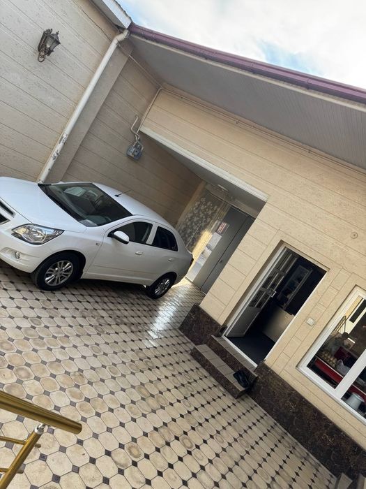 Продаётся квартира в Ул Шофайз Ор Махалля Шофайз