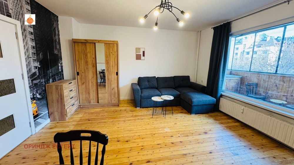 Дава се под наем Едностаен апартамент в София, Център - 45 кв.м за 498.27 € - Снимка #1