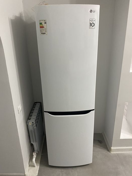 Продам холодильник LG