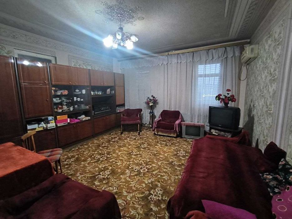 Sotiladi 3 xona 87 m2 kvartira Sebzor, Ganga, G Gulom metro bekati.