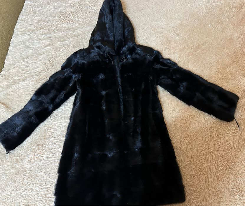 Продам норковую шубу