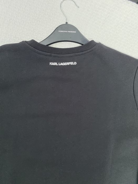 Vând bluza Karl Lagerfeld originala