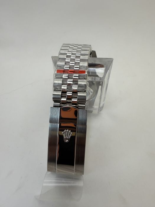 Ceas Rolex Datejust Blue Sunburst 41mm, Nou