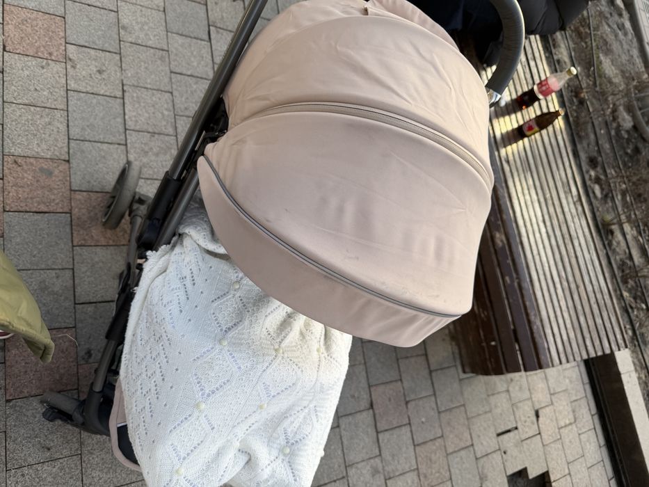 Коляска качественная