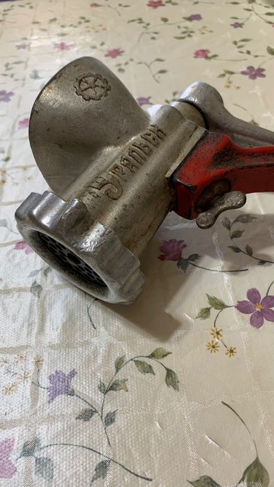 Мясорубка ручная советская