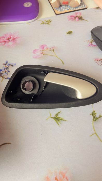 Дръжка за предна врата вътрешна за Сеат Ибиза