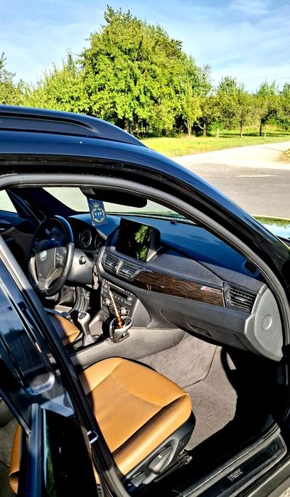 BMW X1 2010 — imagine 2
