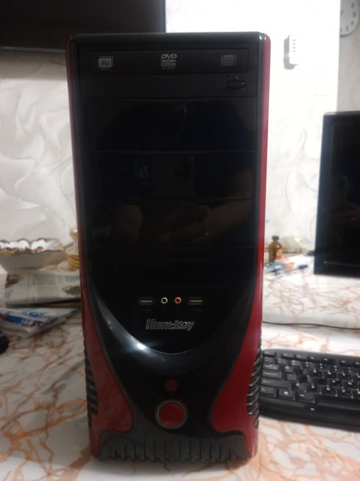 Продам компютер б/у.