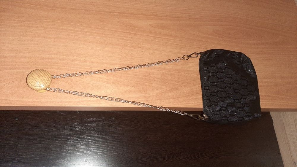 Продам клатч женский