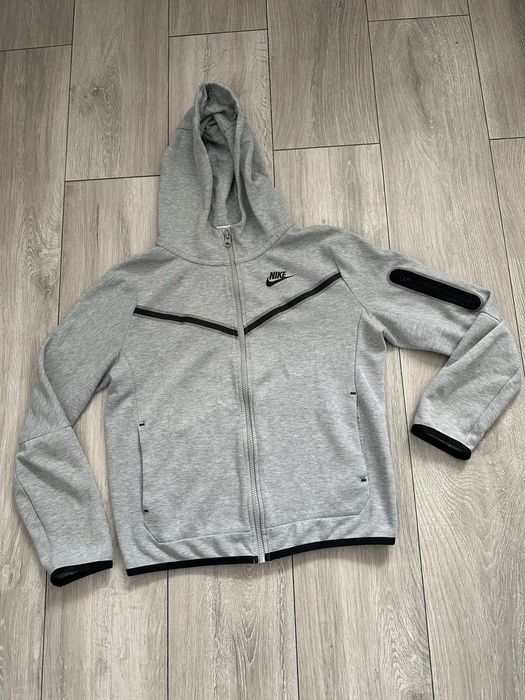 Nike Tech fara defecte