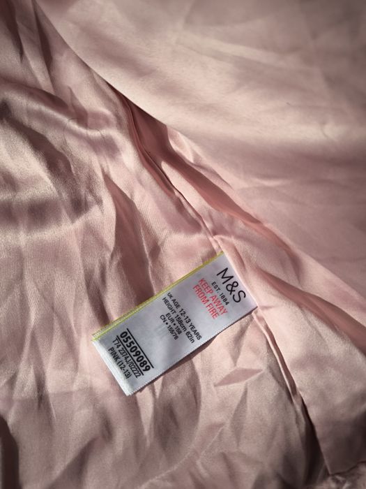 Продам женскую шубу