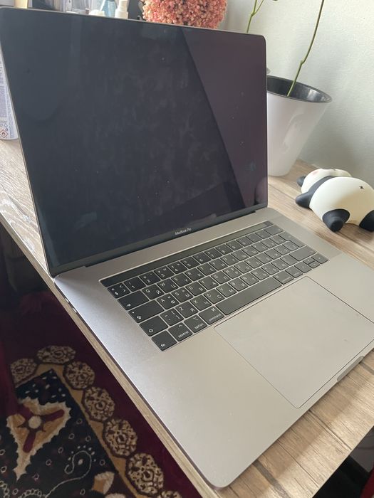 Продаю mac book pro