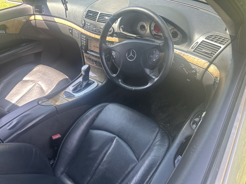 Bară faruri capotă navigație mare W 211