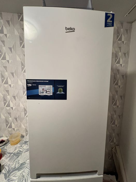 Продется холодильник Веко