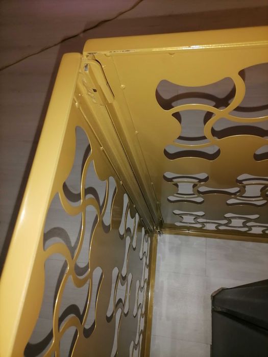 Шлосер и Абкант лазер гилотина    Ограда за камина "Baby'Care"