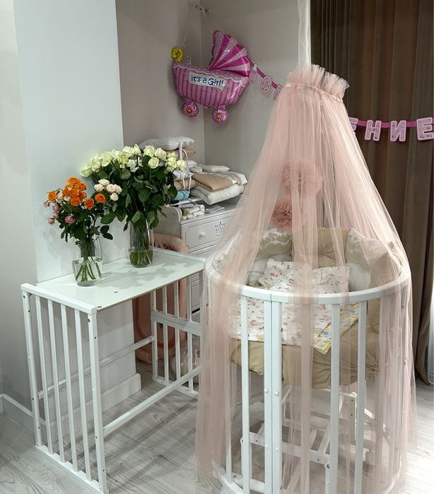 Продается манежка, камод.