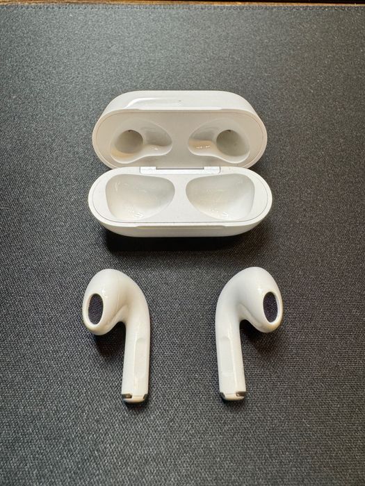 AirPods 3 generation
