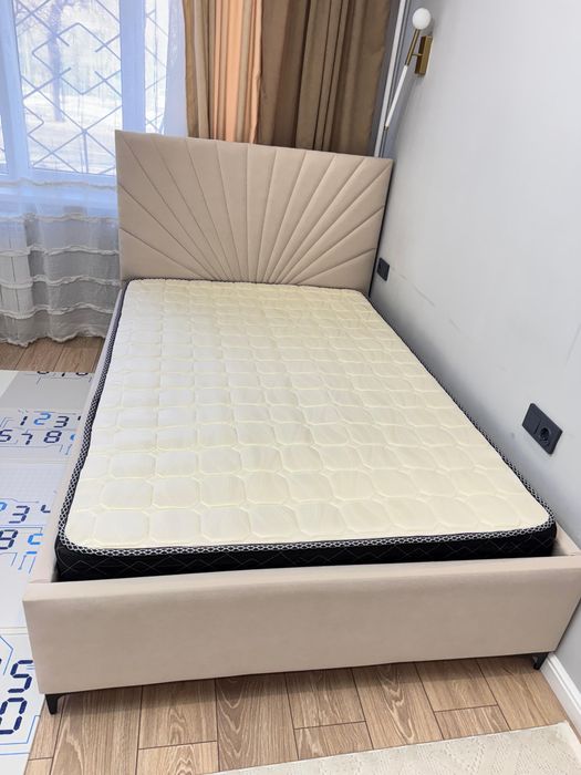 Продам кровать 140х200