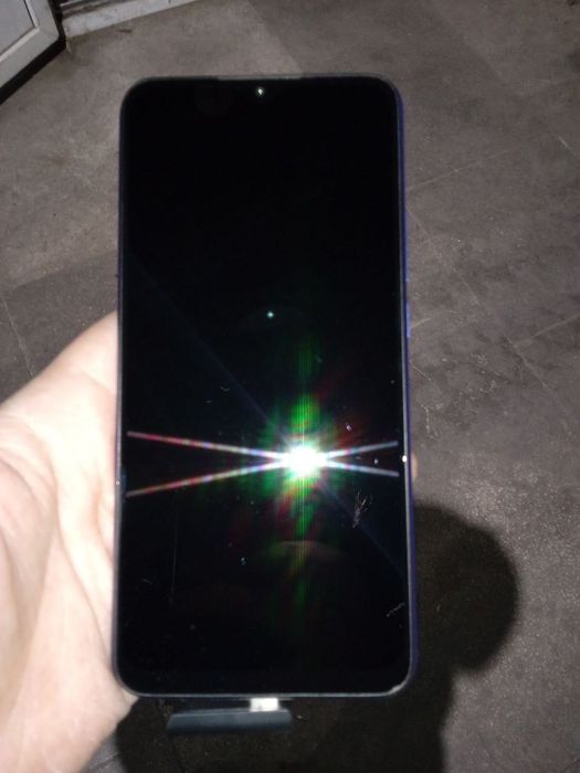 СРОЧНО Продам телефон Redmi СРОЧНО