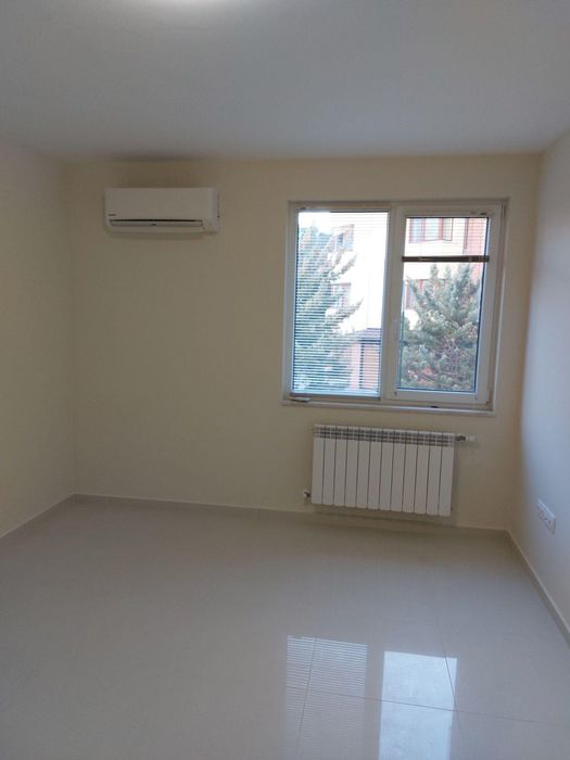 Дава се под наем Тристаен апартамент в София, Витоша - 120 кв.м за 697.17 € - Снимка #1