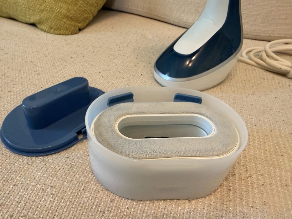 Aparat de calcat vertical Tefal Pure Tex