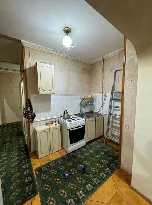 Юнусабад 18, 2в3/3/4 Продаётся кирпичный квартира