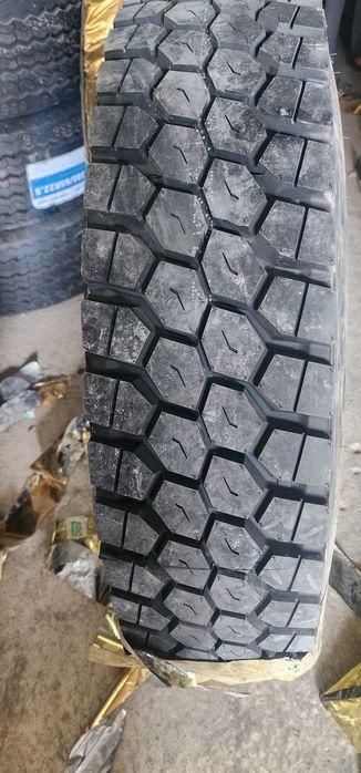 Автощина 13/R22.5PR18 LANDY TIRE.( китай) -ЗАДНИЙ..