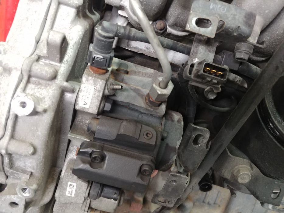 pompa inalta delphi 1.4 crdi d4fc kia  venga  28277574 33100-2a710