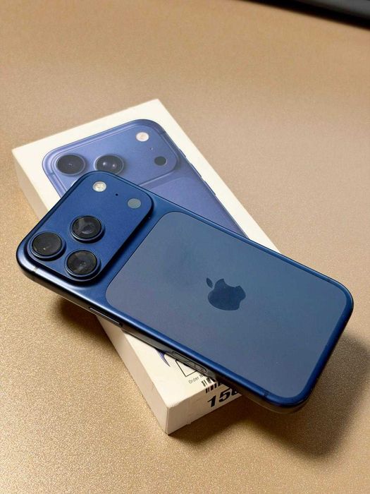 iPhone 17 pro 256GB Deep Blue
