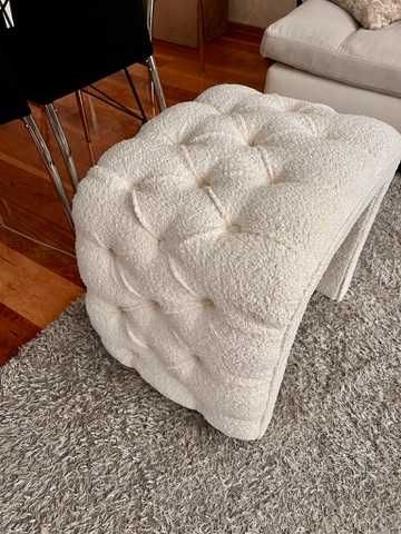 Puful este moale, ușor și fabricat din materiale de calitate.