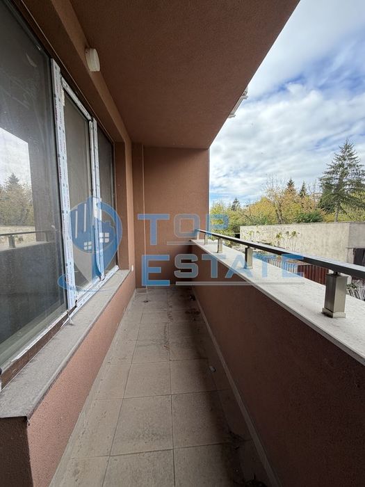 Продава се Тристаен апартамент в Велико Търново, Бузлуджа - 150 кв.м за 1154 €/кв.м - Снимка #6