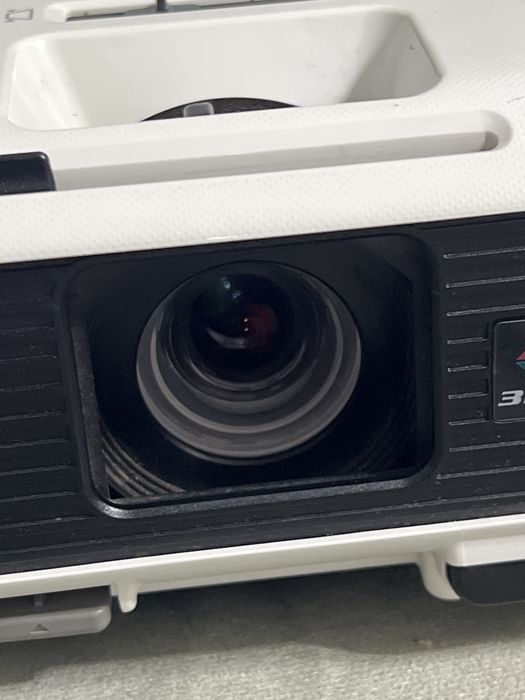 Продам проектор epson