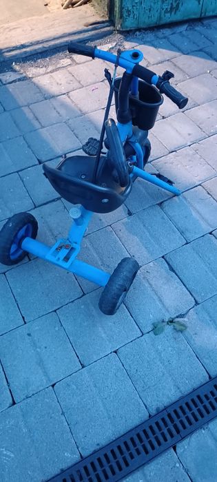 Трёхколёсный велосипед