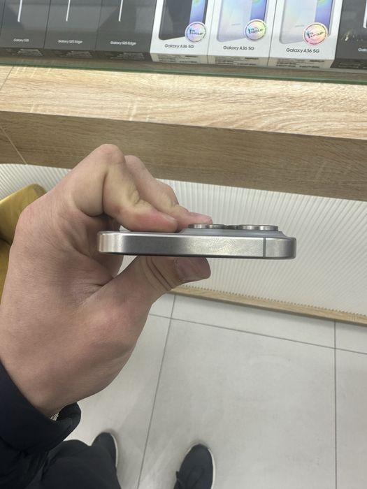 Iphone 15 pro max 88% 256