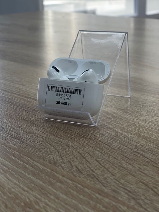 Наушники AirPods pro