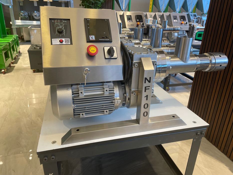 Маслопресс NF 100 холодного отжима семян масличных культур