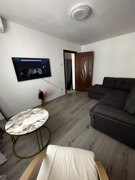 Vand apartament zona centrala