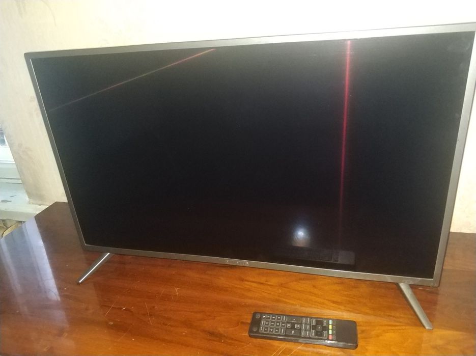 Телевизор марки Samsung 32 Smart