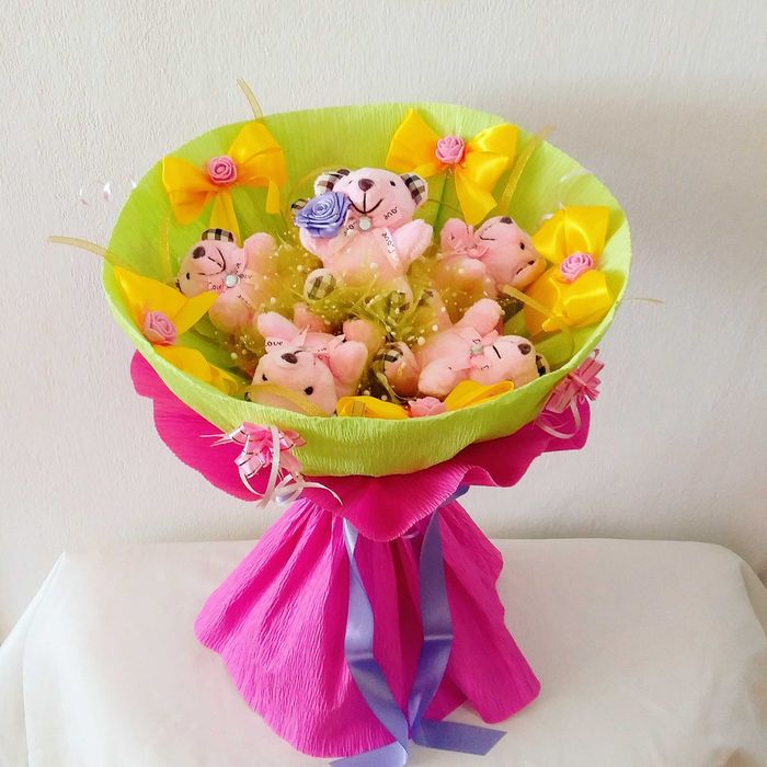 Игрушки в букете