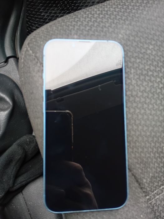 IPhone 13, 255gb в отличном состоянии