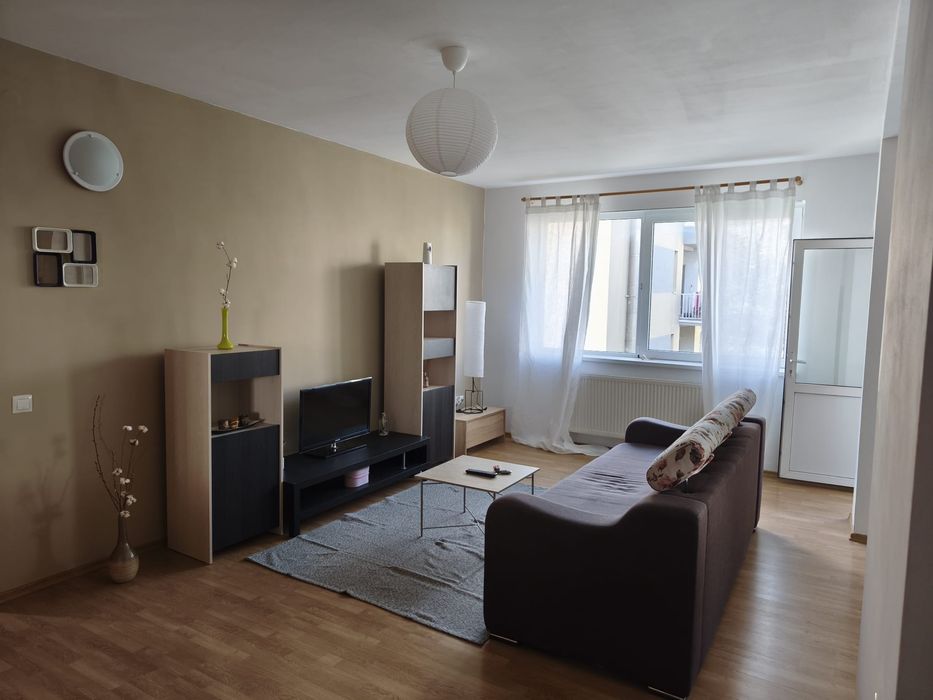 PROPRIETAR, ap 2 cam 61 mp intrarea siretului