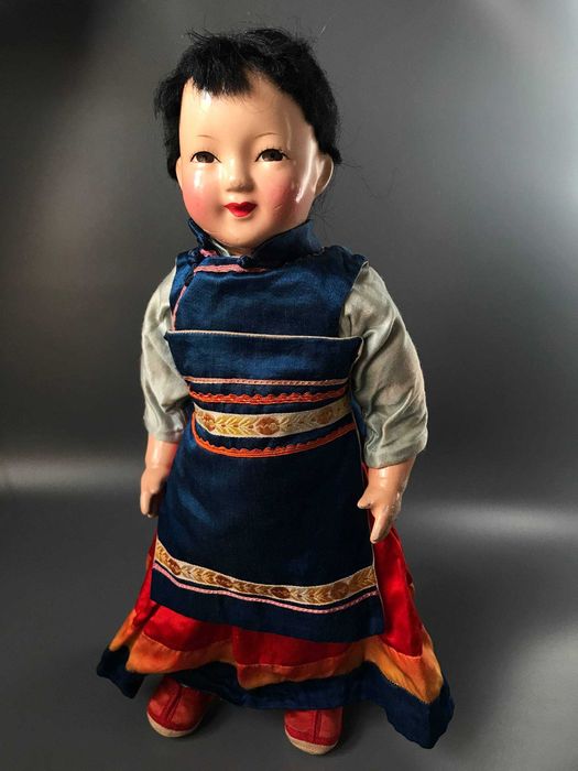 Кукла антиквариат солома