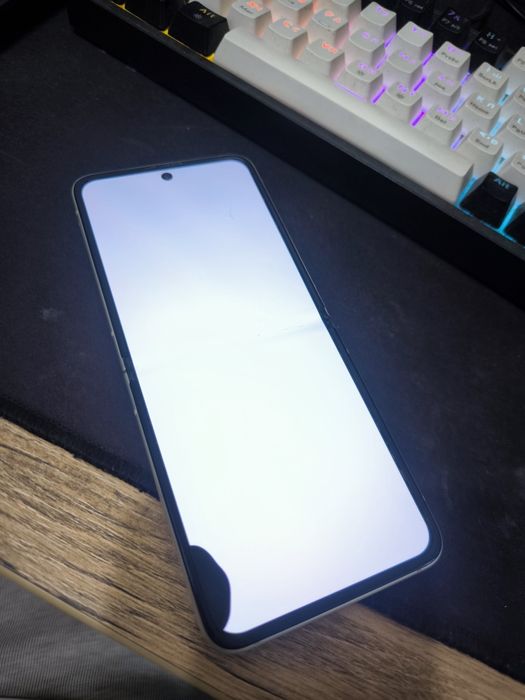 Samsung Z flip3 5G