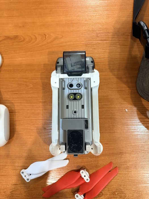 Продам дрон Xiomi X8se