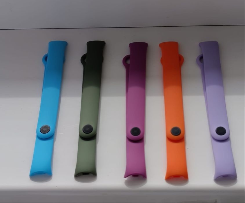 Curea Xiaomi Mi Band 8,silicon,diverse culori,noua